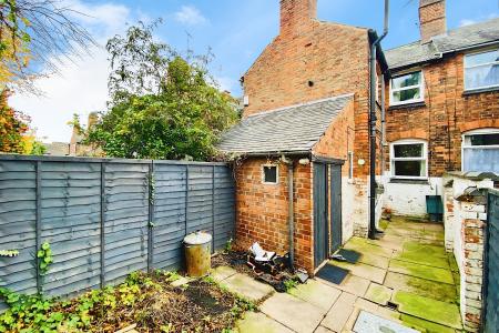 2 bedroom Terraced House for sale in Foundry Lane, Syston, LE7