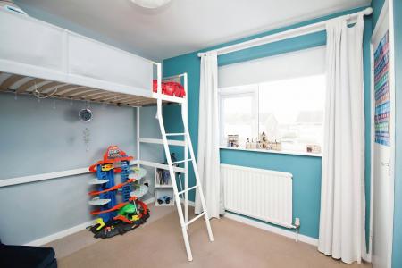 3 bedroom Semi-detached house for sale in Fox Hollow, East Goscote, LE7