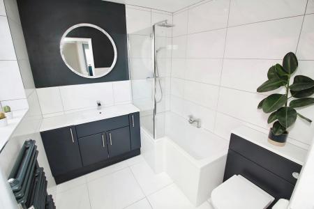 3 bedroom Semi-detached house for sale in Fox Hollow, East Goscote, LE7