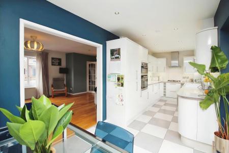 3 bedroom Semi-detached house for sale in Fox Hollow, East Goscote, LE7