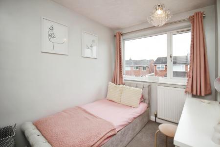 4 bedroom Semi-detached house for sale in Foxglove Close, East Goscote, LE7