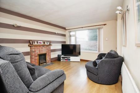 3 bedroom Semi-detached house for sale in Foxglove Close, East Goscote, LE7