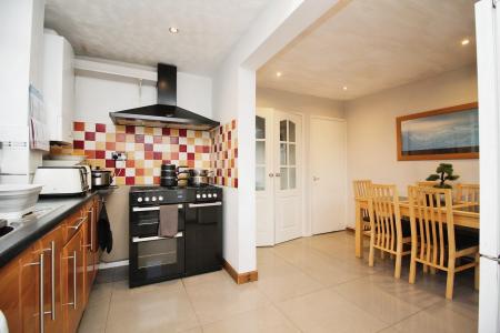 3 bedroom Semi-detached house for sale in Foxglove Close, East Goscote, LE7