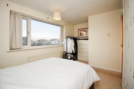 3 bedroom Semi-detached house for sale in Foxglove Close, East Goscote, LE7