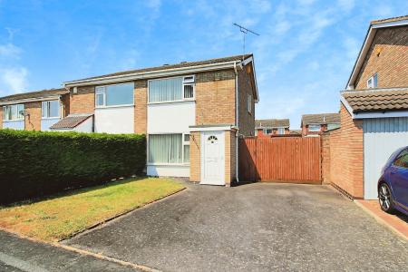 Foxglove Close, East Goscote, LE7