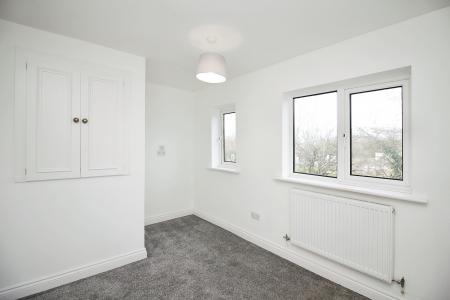 2 bedroom Link detached house for sale in Glebelands Road, Glebelands, Leicester, LE4