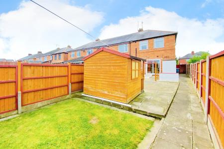 3 bedroom End of terrace house for sale in Gleneagles Avenue, Rushey Mead, LE4