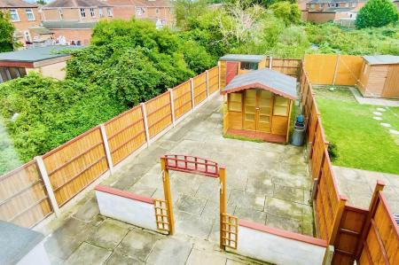 3 bedroom End of terrace house for sale in Gleneagles Avenue, Rushey Mead, LE4