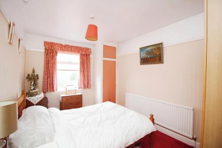 3 bedroom End of terrace house for sale in Gleneagles Avenue, Rushey Mead, LE4