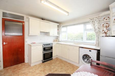 2 bedroom Flat for sale in Gloucester Avenue, Syston, LE7