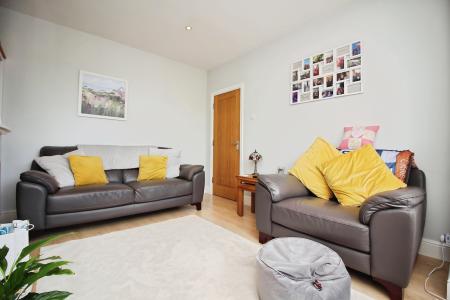 3 bedroom Semi-detached house for sale in Goodes Lane, Syston, LE7