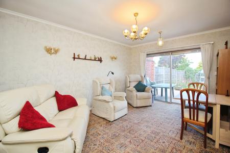 3 bedroom Semi-detached bungalow for sale in Goodes Lane, Syston, LE7