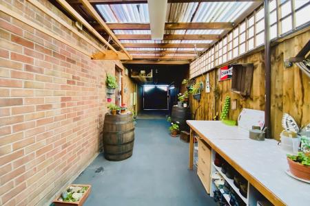 3 bedroom Detached house for sale in Goodes Lane, Syston, LE7