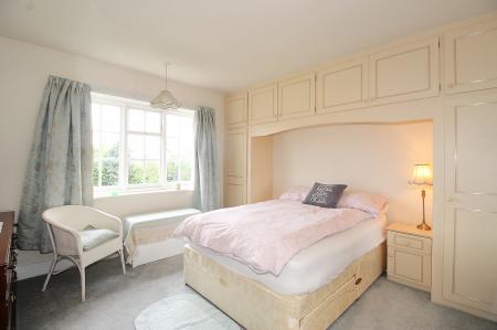 3 bedroom Semi-detached house for sale in Goscote Hall Road, Birstall, LE4