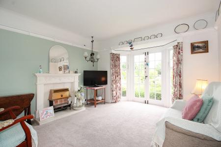 3 bedroom Semi-detached house for sale in Goscote Hall Road, Birstall, LE4