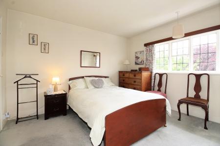 3 bedroom Semi-detached house for sale in Goscote Hall Road, Birstall, LE4