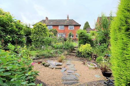 3 bedroom Semi-detached house for sale in Goscote Hall Road, Birstall, LE4