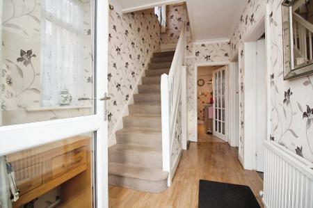 3 bedroom Semi-detached house for sale in Goscote Hall Road, Birstall, LE4