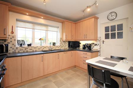 3 bedroom Semi-detached house for sale in Goscote Hall Road, Birstall, LE4