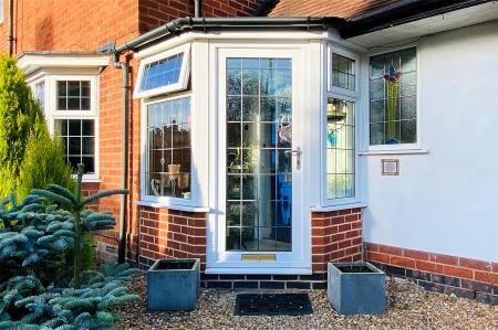 3 bedroom Semi-detached house for sale in Goscote Hall Road, Birstall, LE4