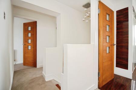 4 bedroom Semi-detached house for sale in Greensward, East Goscote, LE7