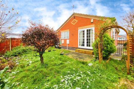 2 bedroom Detached bungalow for sale in Griffin Close, Thurmaston, LE4