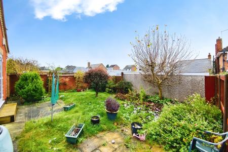 2 bedroom Detached bungalow for sale in Griffin Close, Thurmaston, LE4