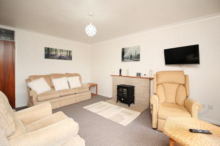 2 bedroom Semi-detached bungalow for sale in Halford Street, Syston, LE7