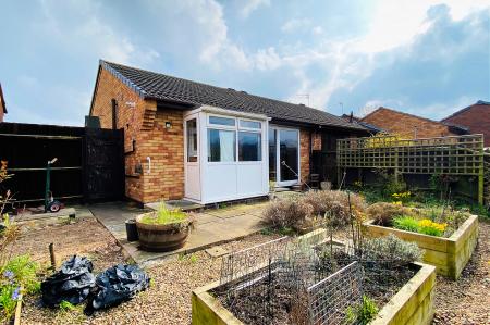 2 bedroom Semi-detached bungalow for sale in Halford Street, Syston, LE7