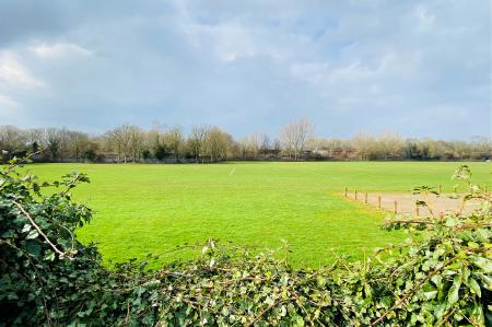 2 bedroom Semi-detached bungalow for sale in Halford Street, Syston, LE7