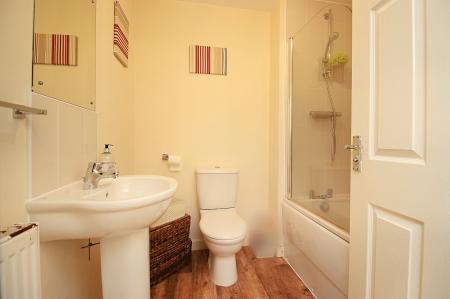 2 bedroom Terraced House for sale in Hallam Fields Road, Birstall, LE4