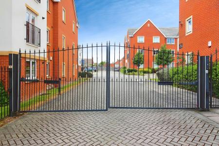 2 bedroom Apartment for sale in Havelock Gardens, Thurmaston, LE4