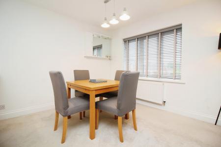 2 bedroom Apartment for sale in Havelock Gardens, Thurmaston, LE4