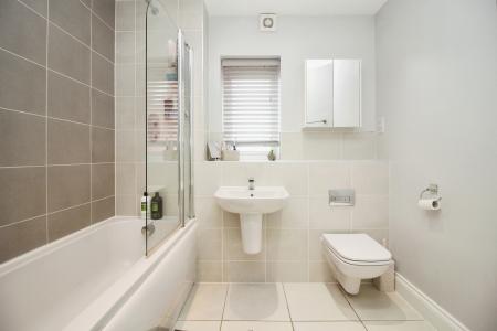 2 bedroom Apartment for sale in Havelock Gardens, Thurmaston, LE4