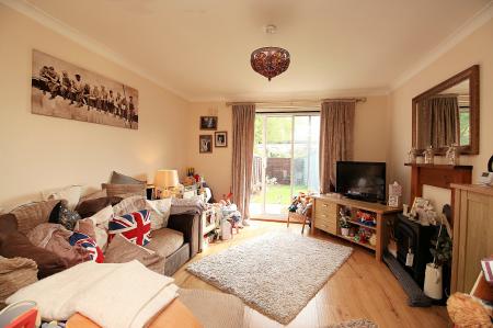 2 bedroom Terraced House for sale in Heath Avenue, Syston, LE7