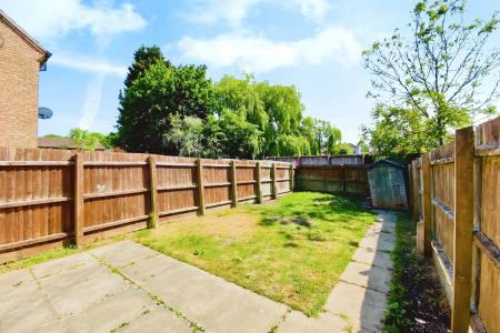 2 bedroom End of terrace house for sale in Heath Avenue, Syston, LE7