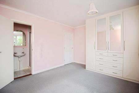 2 bedroom Detached bungalow for sale in Hereward Drive, Thurnby, LE7