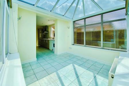 2 bedroom Detached bungalow for sale in Hereward Drive, Thurnby, LE7