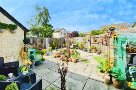 2 bedroom Cottage for sale in High Street, Syston, LE7