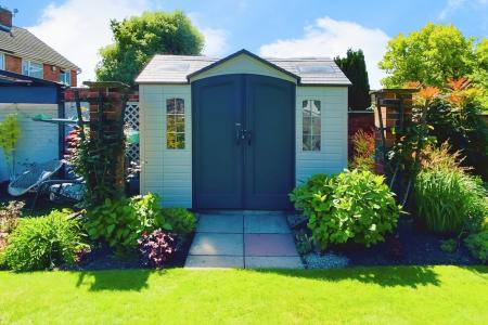 5 bedroom Detached bungalow for sale in Highway Road, Thurmaston, LE4