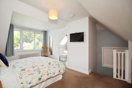 5 bedroom Detached bungalow for sale in Highway Road, Thurmaston, LE4