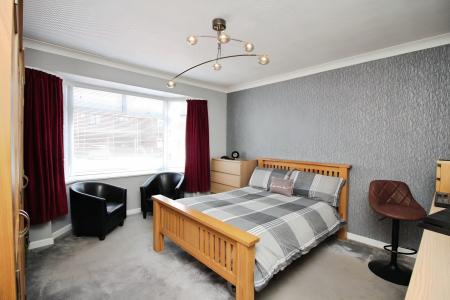 5 bedroom Detached bungalow for sale in Highway Road, Thurmaston, LE4