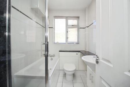 5 bedroom Detached bungalow for sale in Highway Road, Thurmaston, LE4