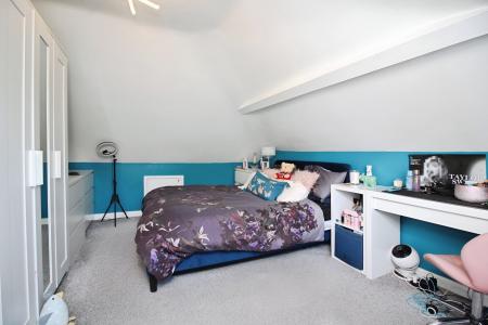 5 bedroom Detached bungalow for sale in Highway Road, Thurmaston, LE4