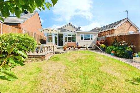 2 bedroom Detached bungalow for sale in Highway Road, Thurmaston, LE4