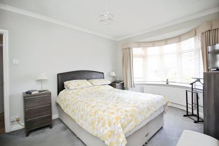 2 bedroom Detached bungalow for sale in Highway Road, Thurmaston, LE4