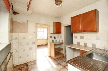 3 bedroom Semi-detached house for sale in Corner Plot - Hillcroft Close, Thurmaston, LE4