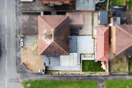 3 bedroom Semi-detached house for sale in Corner Plot - Hillcroft Close, Thurmaston, LE4