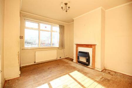 3 bedroom Semi-detached house for sale in Corner Plot - Hillcroft Close, Thurmaston, LE4