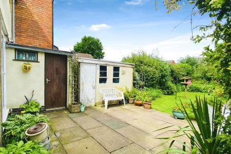 4 bedroom Semi-detached house for sale in Humberstone Lane, Thurmaston, LE4